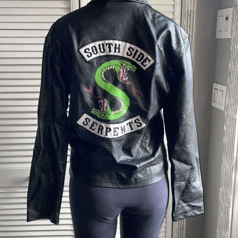 Archie Comics Southside Serpents JACKET - Picture 3 of 5